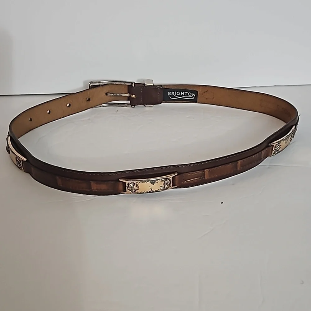 Brighton Vintage Leather Belt sz S Brown with Silvertone hardwear Pre-owned
